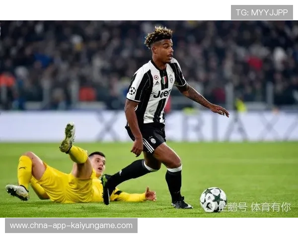 多特延续欧冠火热走势！潜艇再次沦为背景