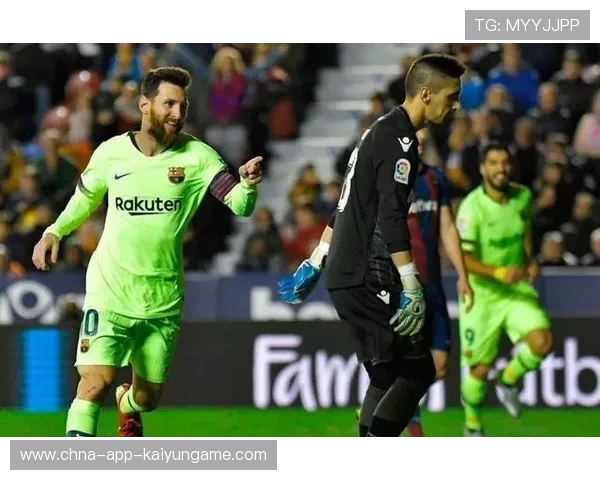 古勒队内对抗赛一条龙破门，全队惊呼：怪物来了，bistro 32f le coucou勒古古西餐厅