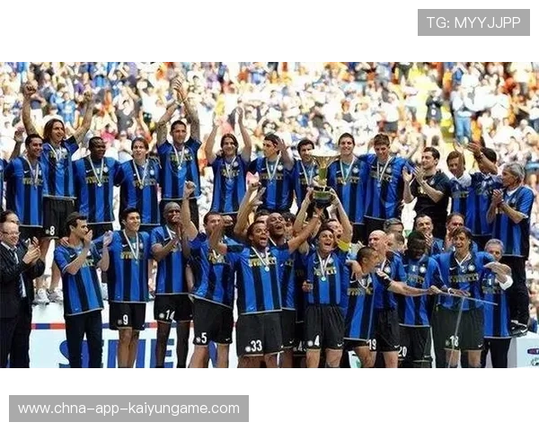 欧洲足球豪门再现巅峰，冠军争夺激烈升级！，欧洲足球豪门排名