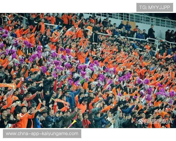 球员表现赢得球迷喝彩👏